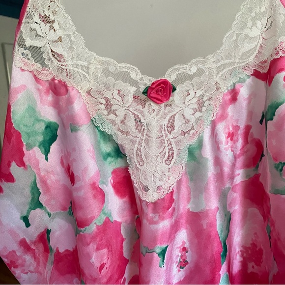 Lace and Rose Vintage Slip Dress - Picture 2 of 6